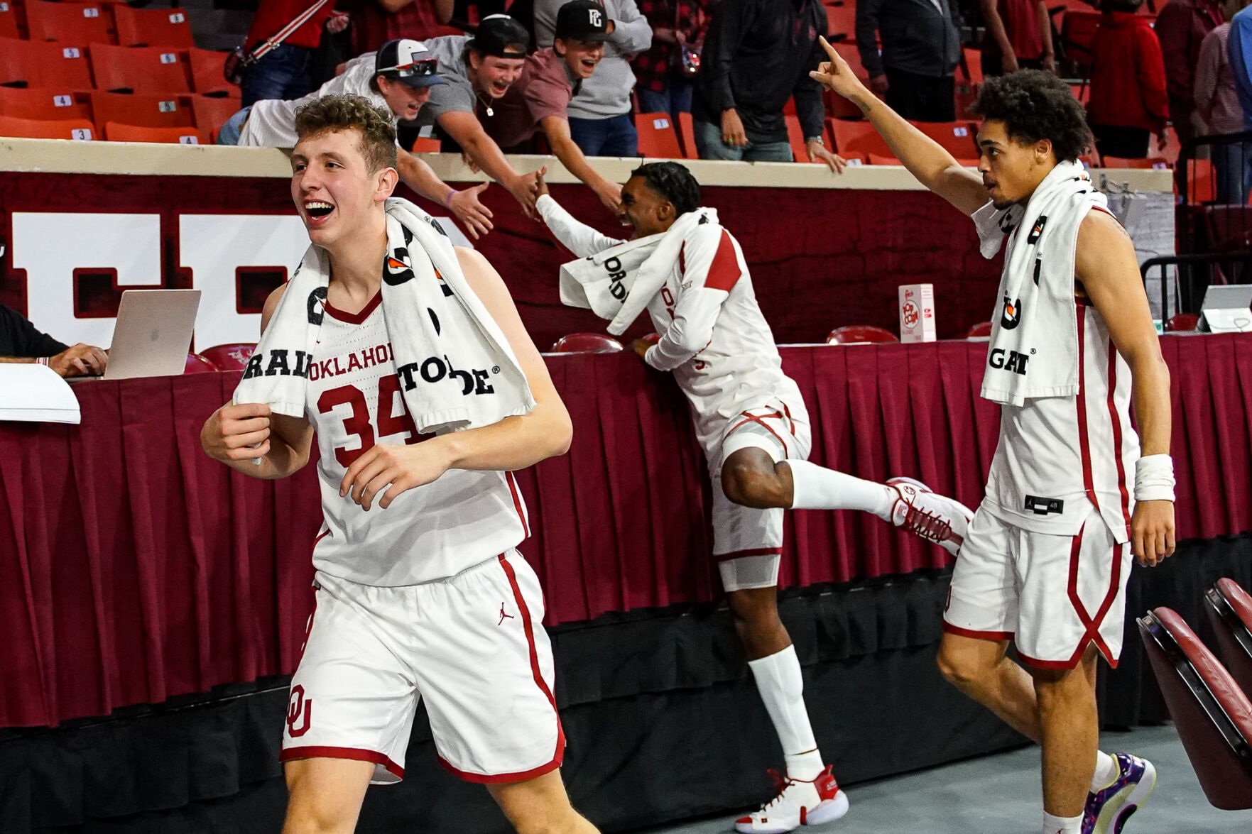 Sooners celebrate